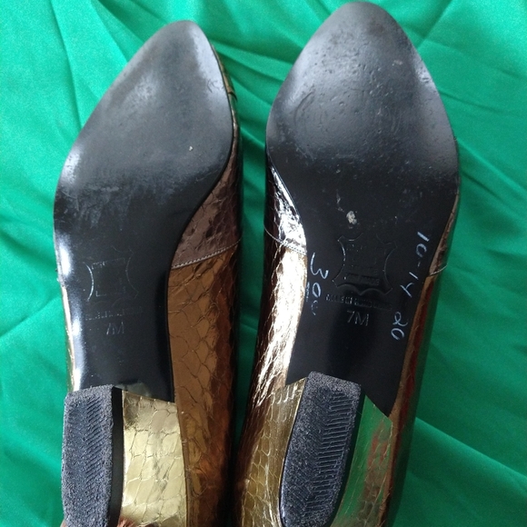 Vintage Vaneli East pump - Picture 4 of 4